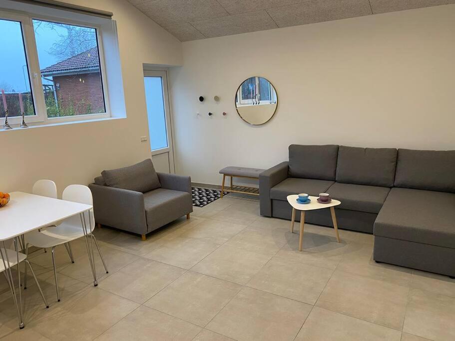 Small Rica House In The Center In Billund Esterno foto
